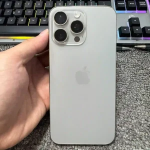 Used Apple iPhone 15 Pro Max – 256GB/8GB RAM – 5G, 6.7" Super Retina XDR OLED