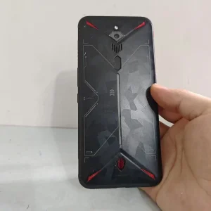 Used Nubia RedMagic 3 – 256GB/12GB RAM – 4G LTE, 6.65" FHD+ 90Hz AMOLED Display