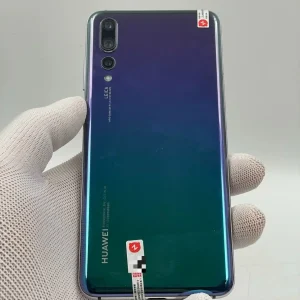 Huawei P20 Pro, Used – 128GB/6GB RAM – 4G LTE, 6.1" FHD+ OLED Display