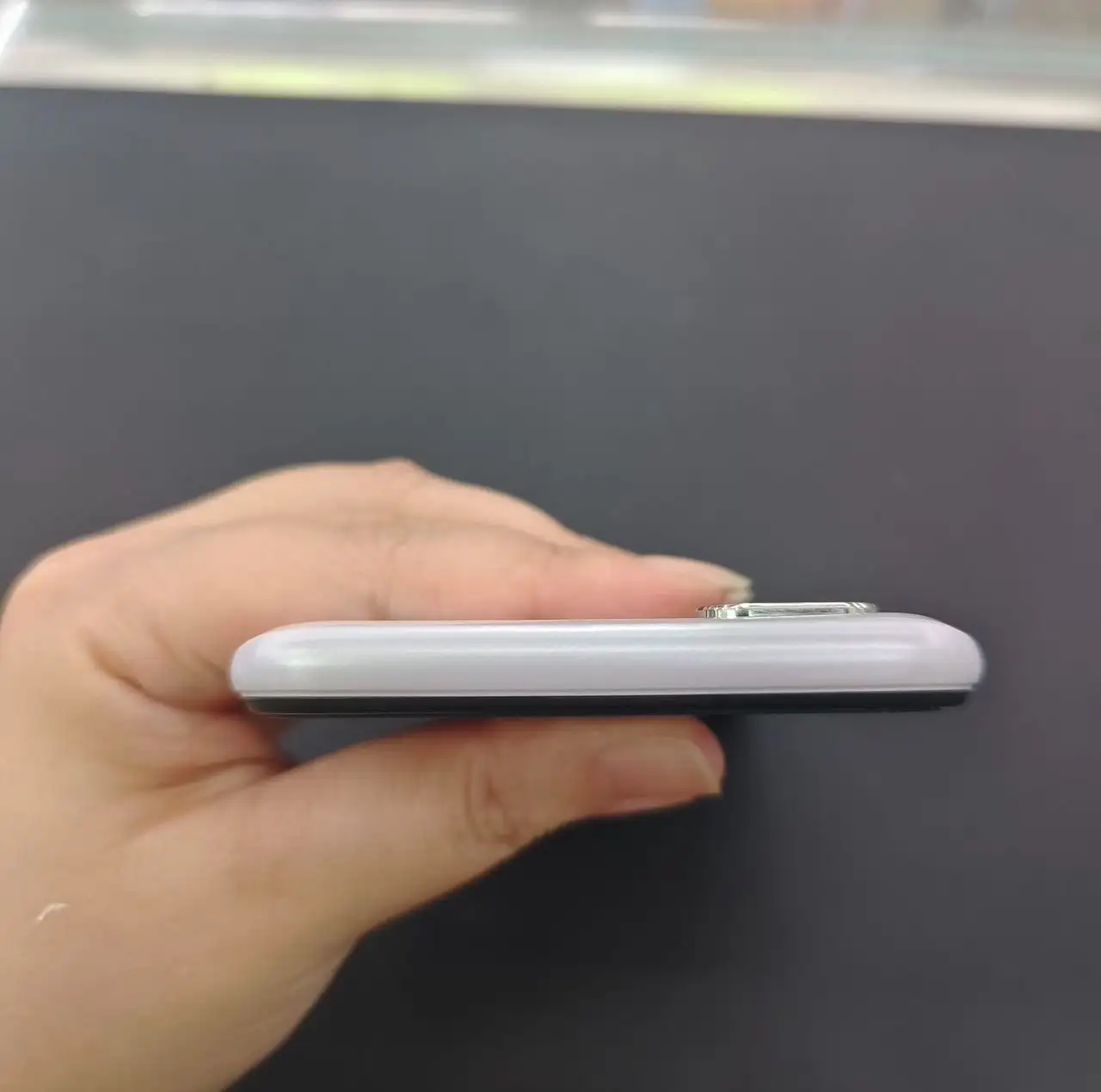 OPPO A52, Used – 128GB/8GB RAM – 4G LTE, 6.5" FHD+ LCD Display - Image 4