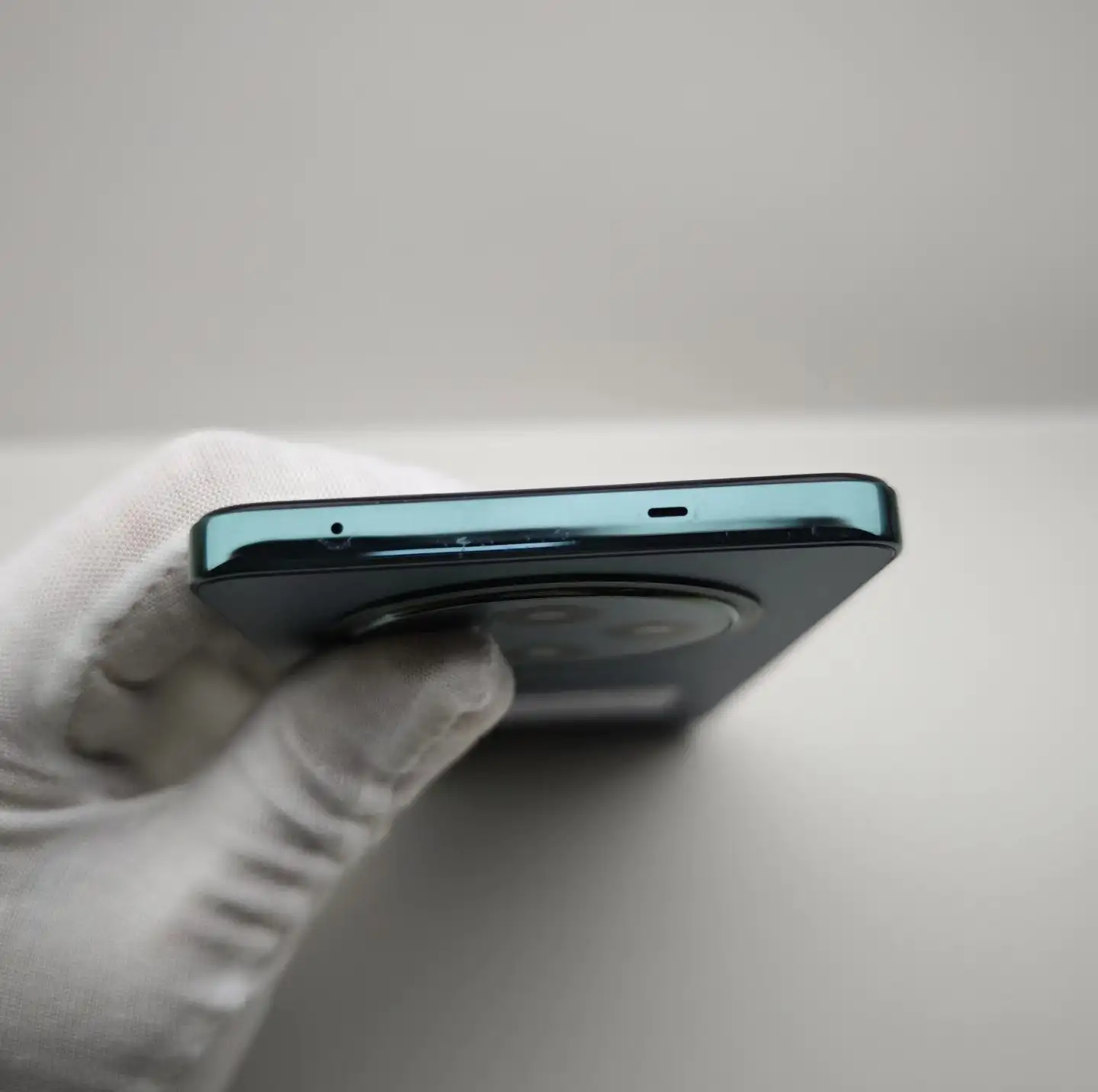 OPPO Reno12 F 5G, Used – 256GB/8GB RAM – 5G, 6.67" 120Hz AMOLED Display - Image 3