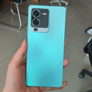 Used Vivo S15 – 256GB/12GB RAM – 5G, 6.62" 120Hz AMOLED Display