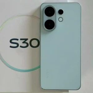 vivo S30, New – 12GB/256GB RAM – 5G, 6.67" 1.5K 120Hz AMOLED Display