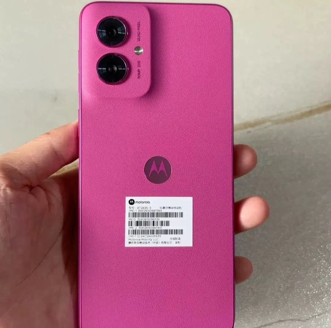 Motorola Moto G55 5G, Used – 256GB/8GB RAM – 5G, 6.5" FHD+ 120Hz LCD Display