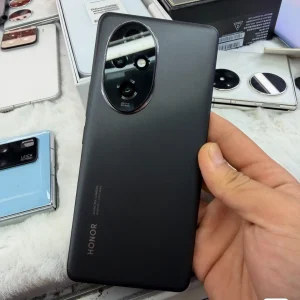 Honor 200 Pro, Used – 256GB/12GB RAM – 5G, 6.78" 120Hz OLED Display