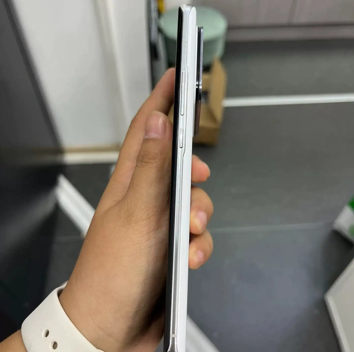 Xiaomi Mi 11 Ultra, Used – 256GB/12GB RAM – 5G, 6.81" WQHD+ 120Hz AMOLED Display - Image 5