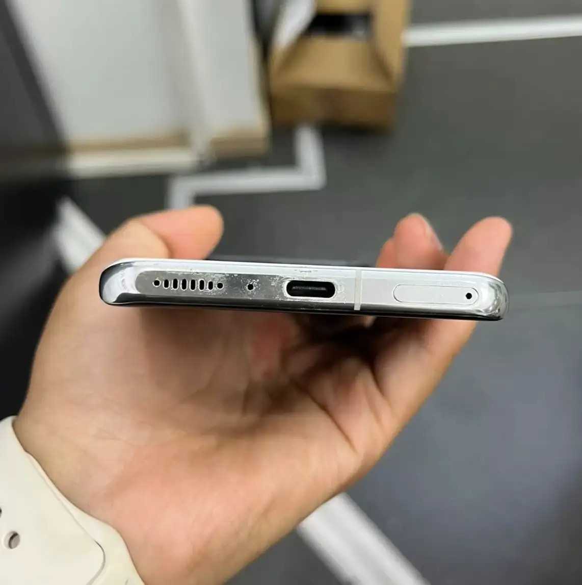 Xiaomi Mi 11 Ultra, Used – 256GB/12GB RAM – 5G, 6.81" WQHD+ 120Hz AMOLED Display - Image 6