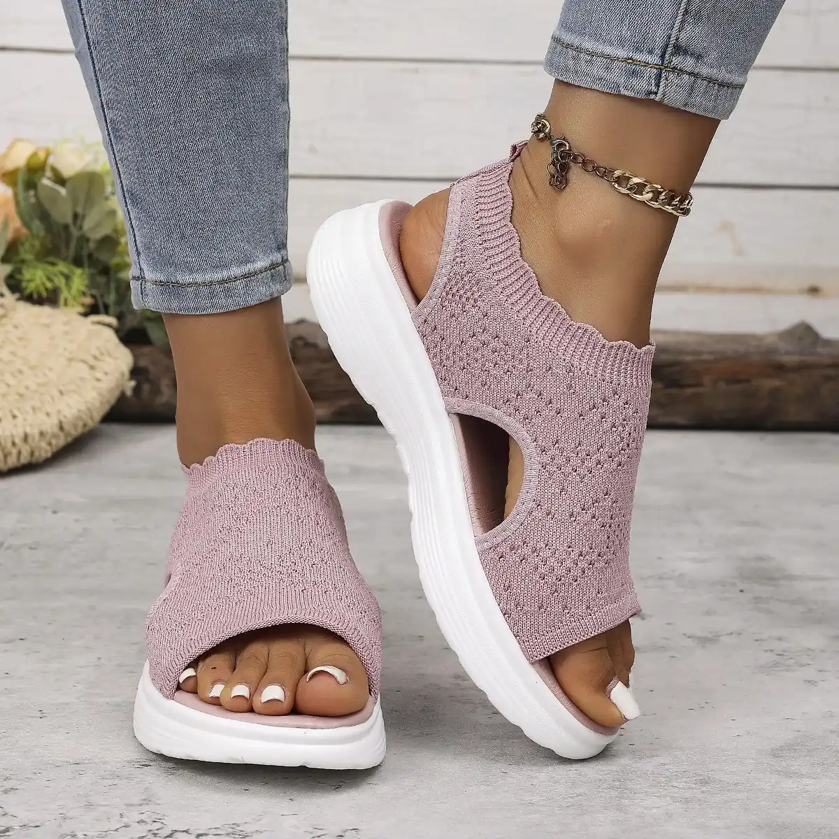 20260423 Plus-Size Flyknit Platform Beach Sandals – Comfortable Sporty Sandals for Summer 2026 - Image 2
