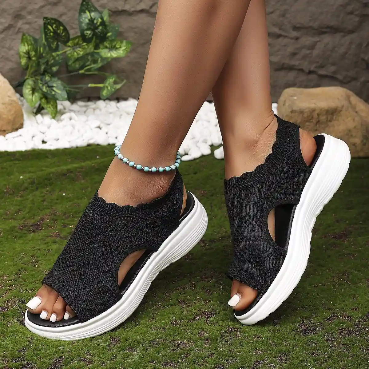 20260423 Plus-Size Flyknit Platform Beach Sandals – Comfortable Sporty Sandals for Summer 2026 - Image 3
